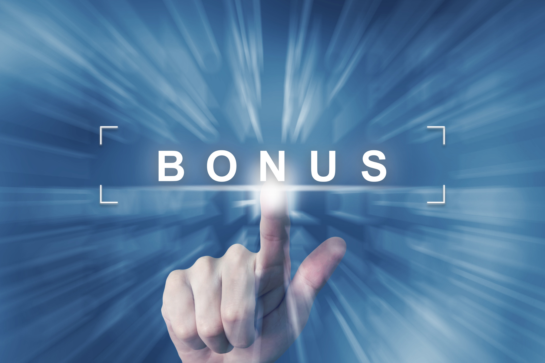 hand clicking on bonus button